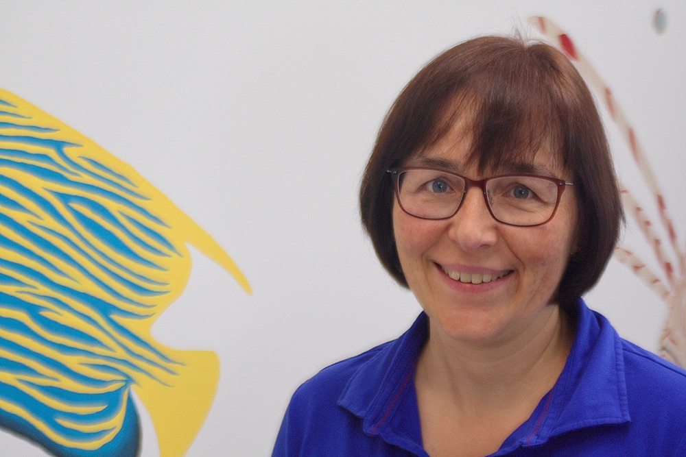 Frau Dr med Schindler klein